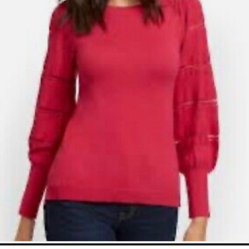Blu Dahlia Beautiful red sweater shirt perfect for Christmas or New Year’s
